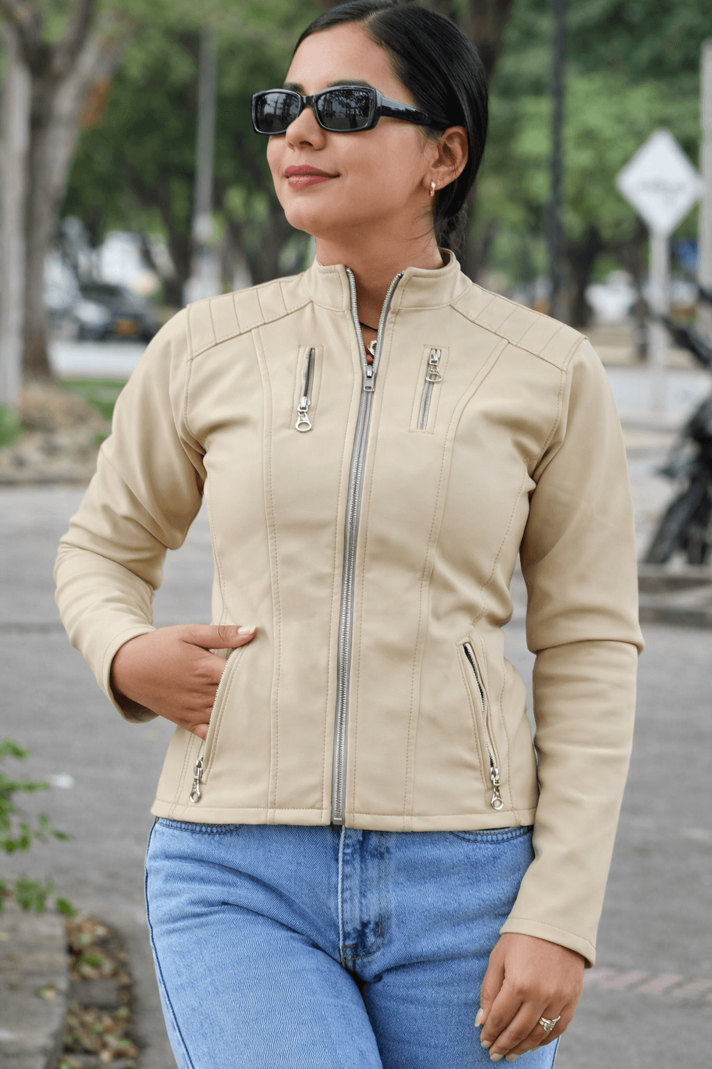 CHAQUETA LAURA